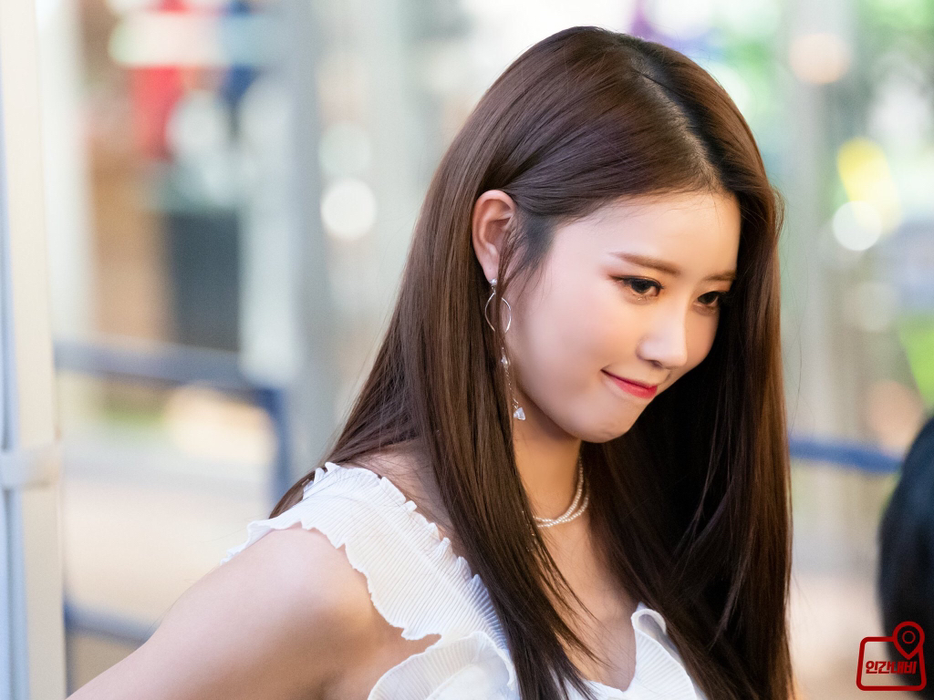 [러블리즈] 장어 먹고와서 미주 | 인스티즈