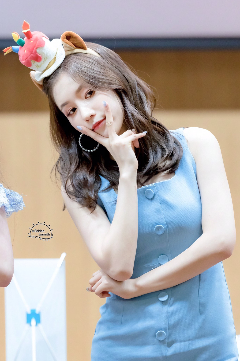 [러블리즈] 출근길에 본 은행나무가 이뻐서 명은이 | 인스티즈