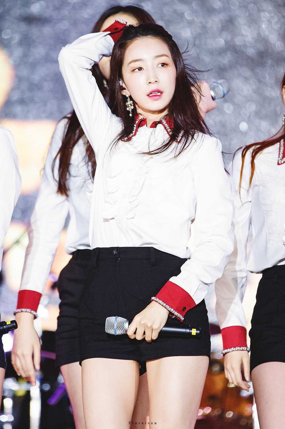 [구구단] 카페 앱 용량 제한 때문에 예전같이 많이 업로드를 못하니 아쉬워서 신보라 | 인스티즈