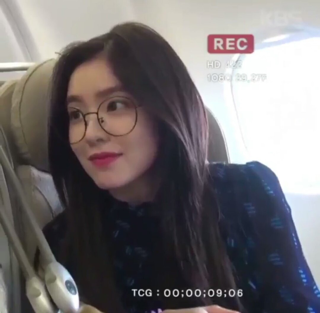 색다른 분위기의 저화질 레드벨벳 아이린들.jpg | 인스티즈