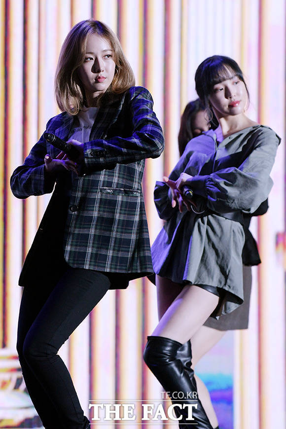 대전하나시티즌 창단식 초대가수 여자친구.jpgif | 인스티즈