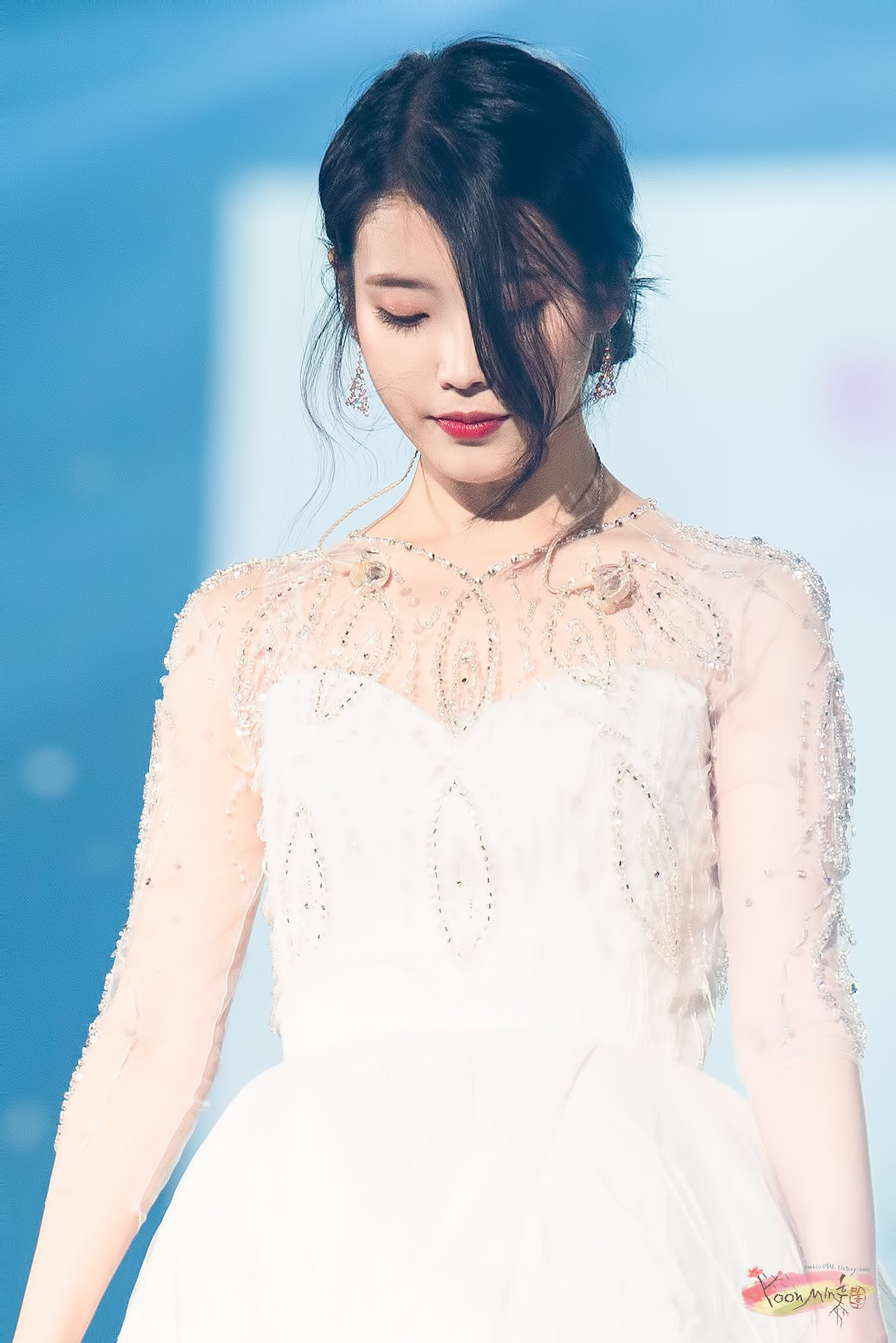 아이유 10주년 콘서트 in 서울.jpg | 인스티즈