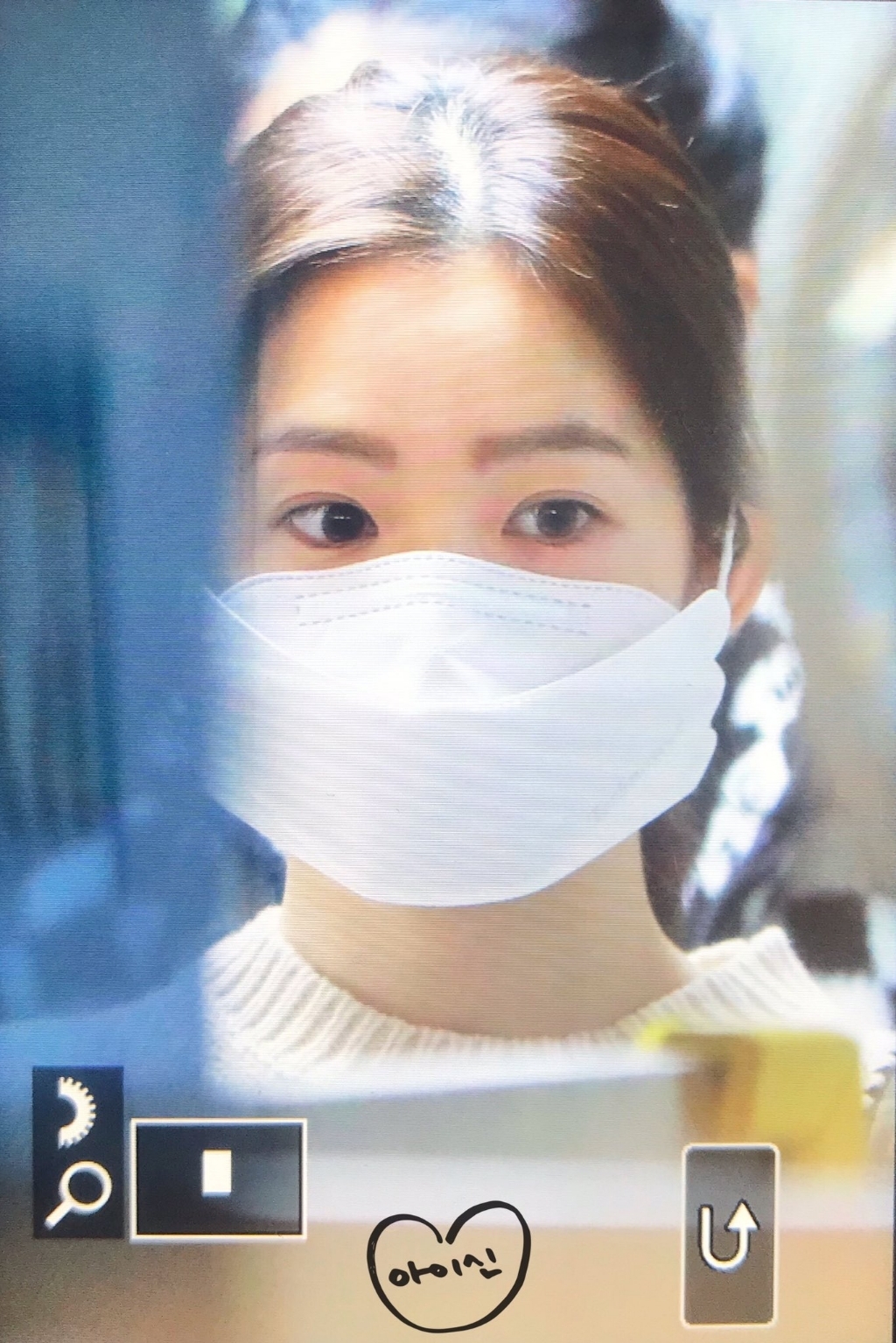 마스크 잘못 착용한 레드벨벳 아이린 | 인스티즈