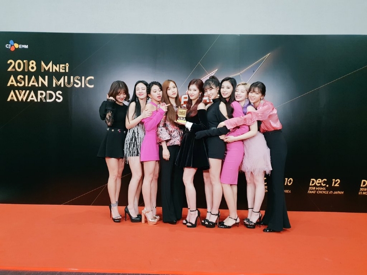 보기만 해도 따뜻해지는"핫팩그룹"트와이스 | 인스티즈
