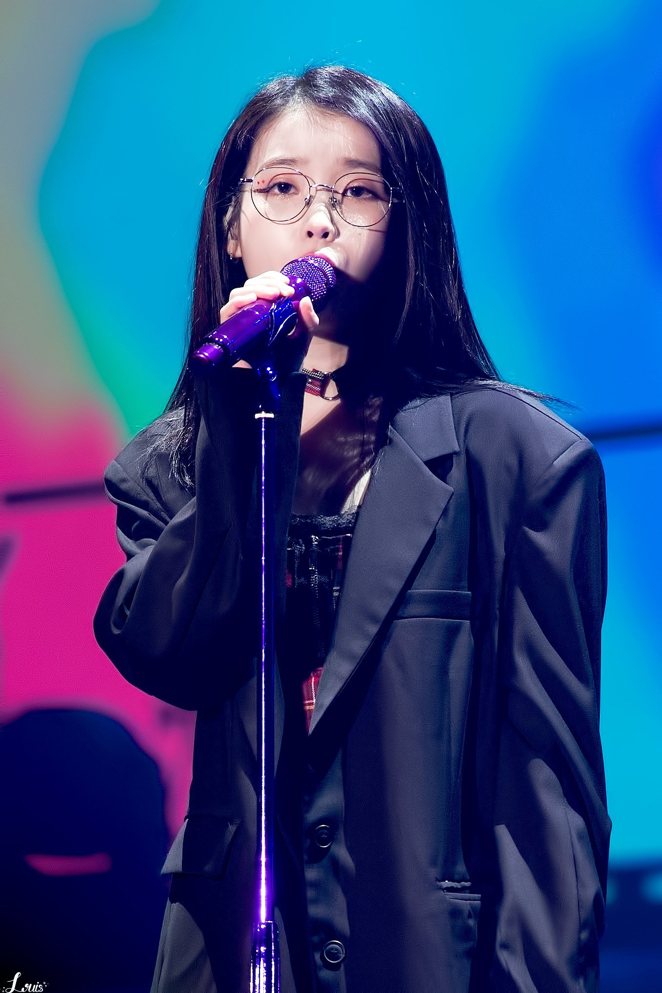 아이유 10주년 콘서트 in 서울.jpg | 인스티즈