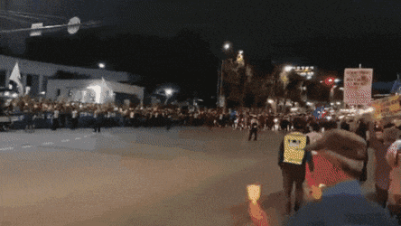 메인뉴스에서 보도하지 않는 집회.gif | 인스티즈