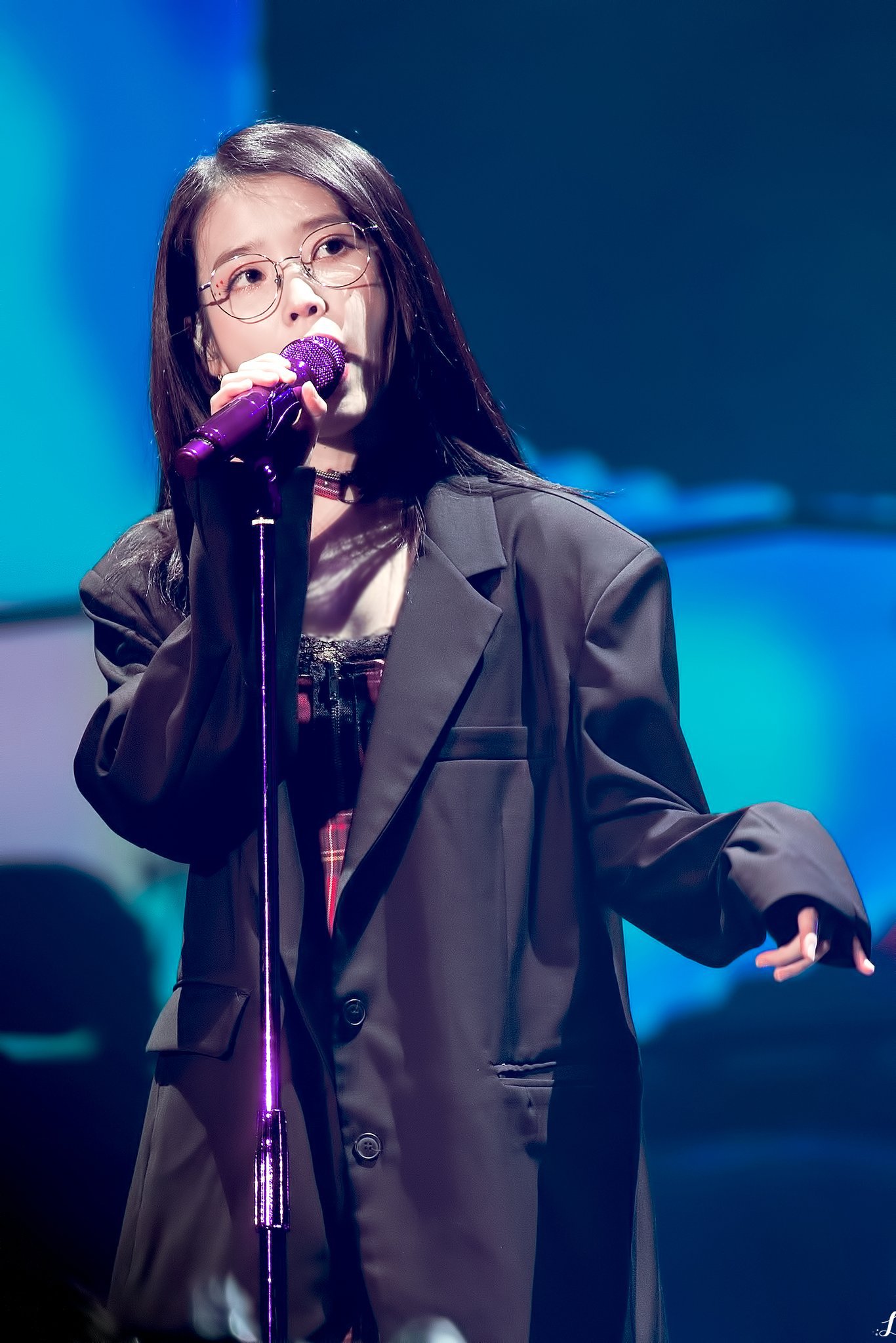 아이유 10주년 콘서트 in 서울.jpg | 인스티즈