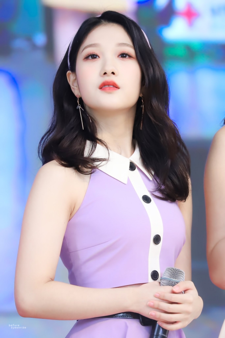 점심먹어서 기분좋으니 프로미스나인 더여니 이서연 | 인스티즈