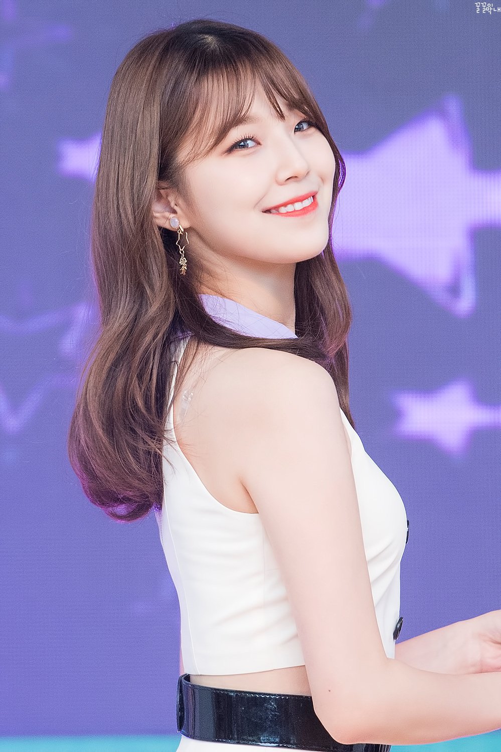 오늘자 레전드 미모였던 수원행사 프로미스나인 | 인스티즈