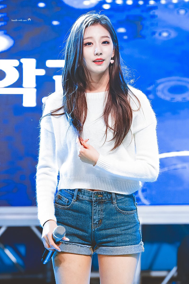 [러블리즈] 10월의 마지막 월요일이라서 예인이 | 인스티즈