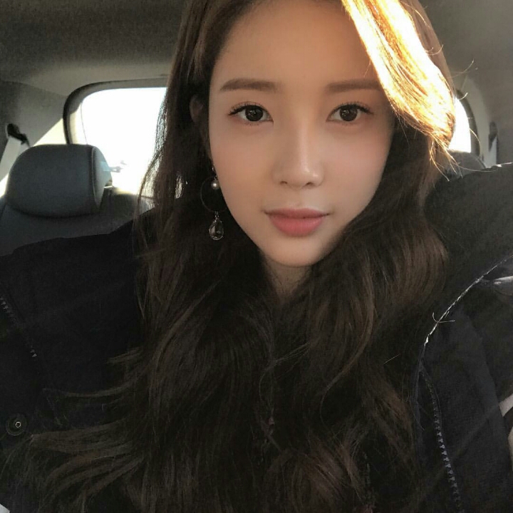 퀵소희 폰에 순대라고 저장되어 있는 에이프릴 채경 | 인스티즈