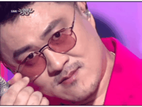 목꺾기를 당하는 아이돌 | 인스티즈