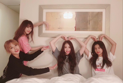 아이즈원 브이앱 포스트 - 위즈원 3000만큼 사랑해💕 | 인스티즈