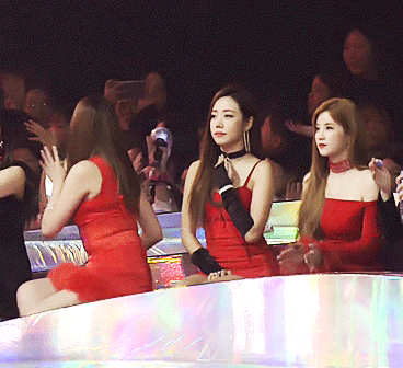 관리 당하는 하영이.gif | 인스티즈