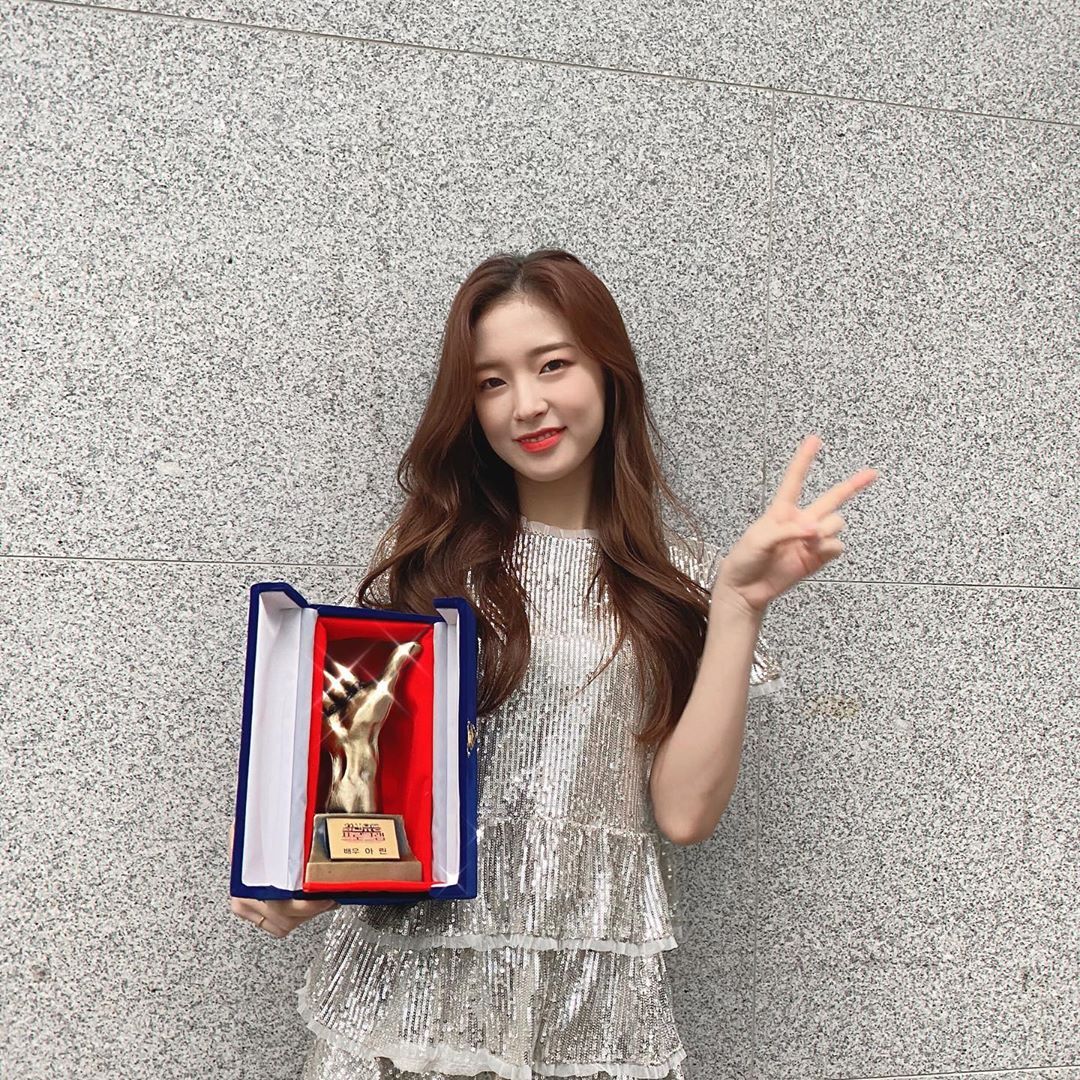 오늘자 오마이걸 인스타그램.jpg | 인스티즈