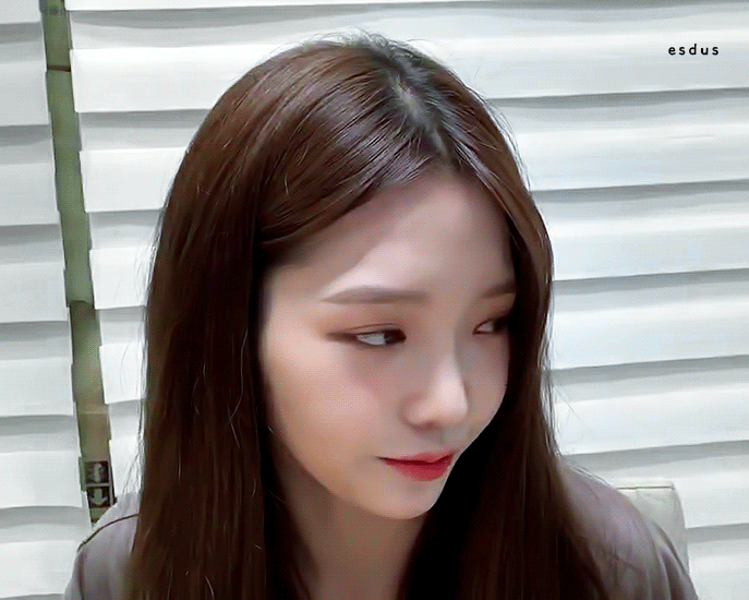 눈빛이 매력적인 프로미스나인 노지선.GIF | 인스티즈