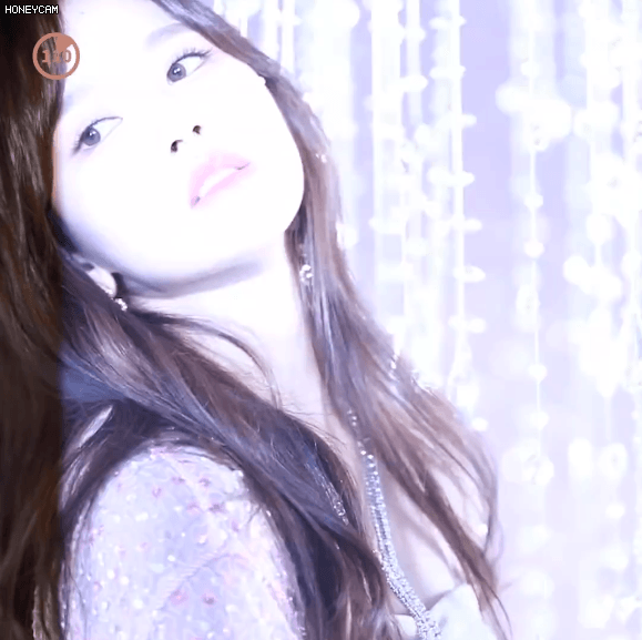 트와이스 팬미팅에서 유일하게 코스튬을 안한 멤버 | 인스티즈