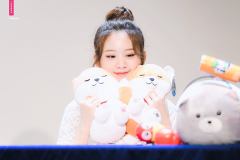 오늘 생일인 프로미스나인 규리🍊 | 인스티즈