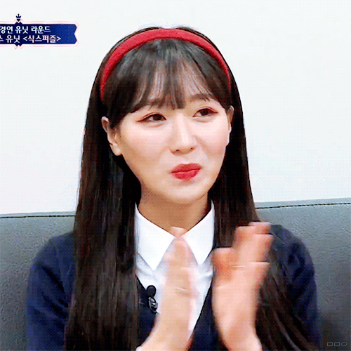 러블리즈 옛날 스킨 착용한 류수정.gif | 인스티즈