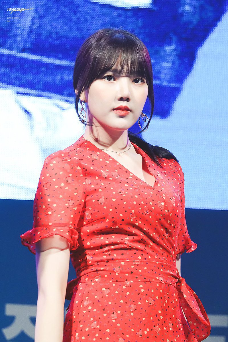 월요병을 치료해줄 여자친구 예린이.jpgif | 인스티즈