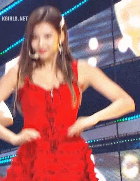 마라탕 먹으러왔는데 뒤에 아줌마 열명이 시끄러운걸로 지진내는거 같아서.jpg | 인스티즈