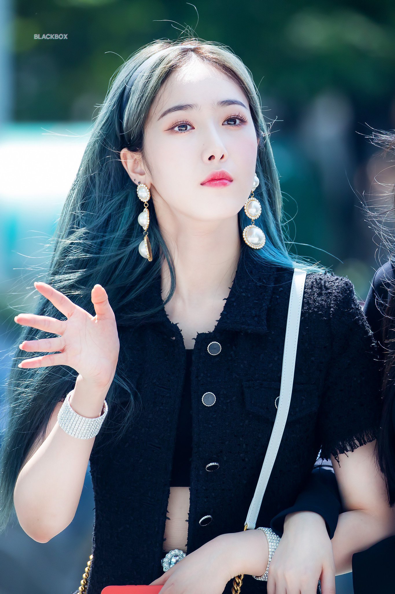 은근히 미인인 듯한 여자친구 신비.jpgif | 인스티즈