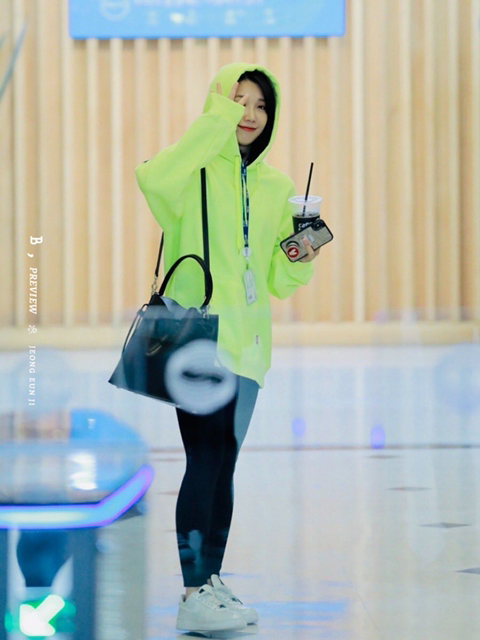 에이핑크 정은지 후드.jpg | 인스티즈