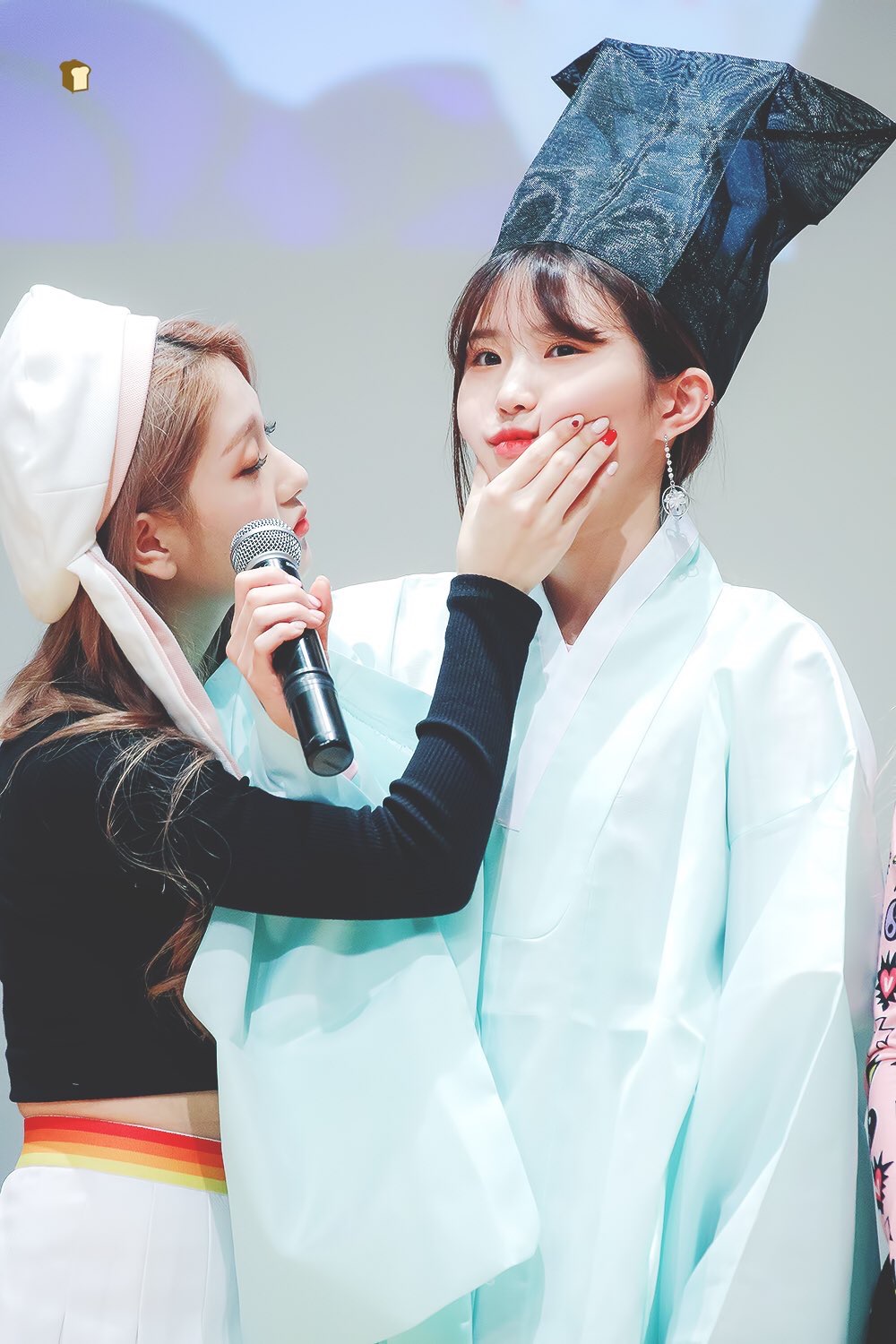 데뷔 300일기념 프로미스나인 송하영 | 인스티즈