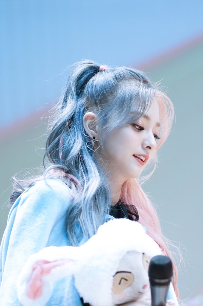 곧 스무살이 되는 이나경.jpgif | 인스티즈