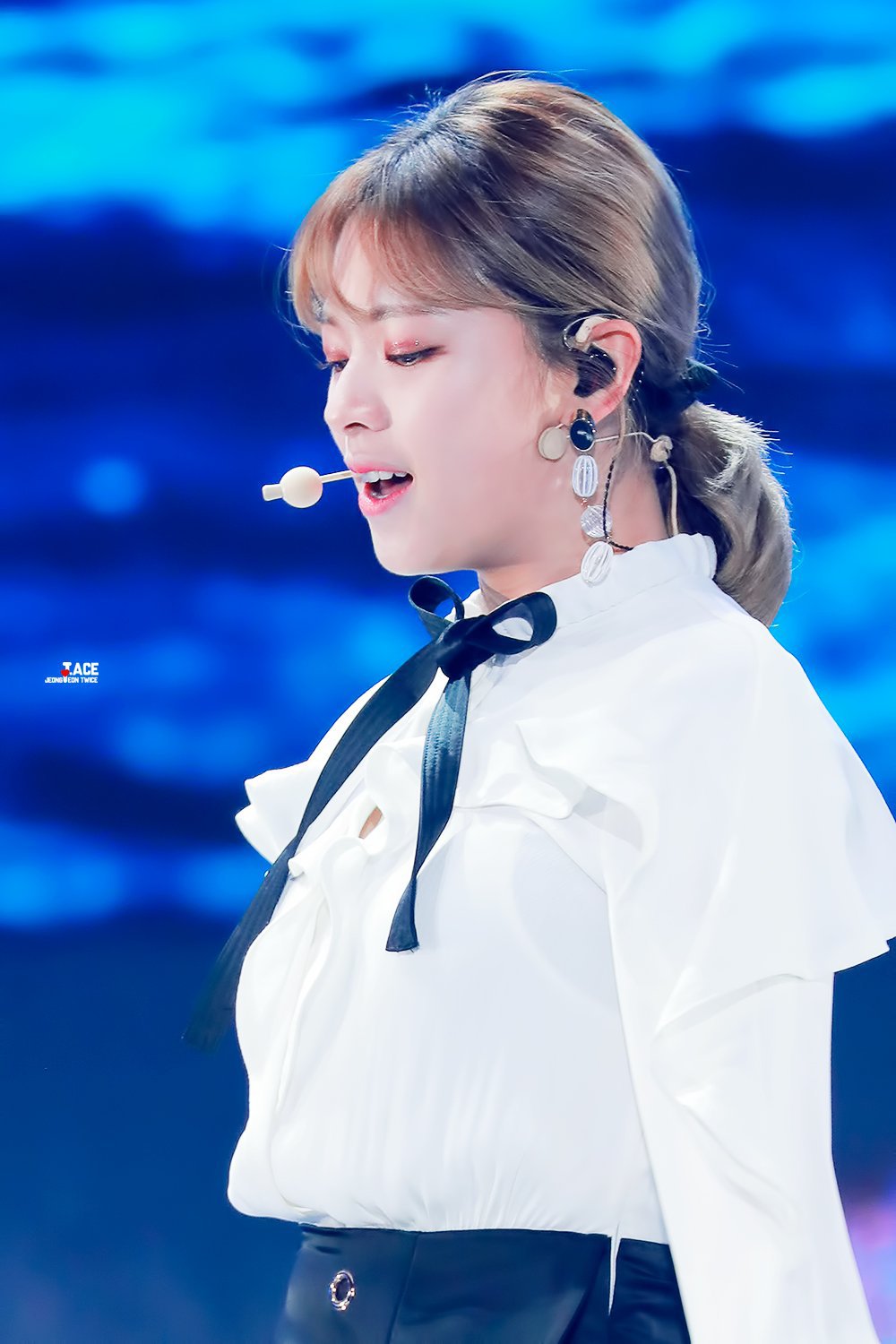 머리묶은 정연이.jpg | 인스티즈