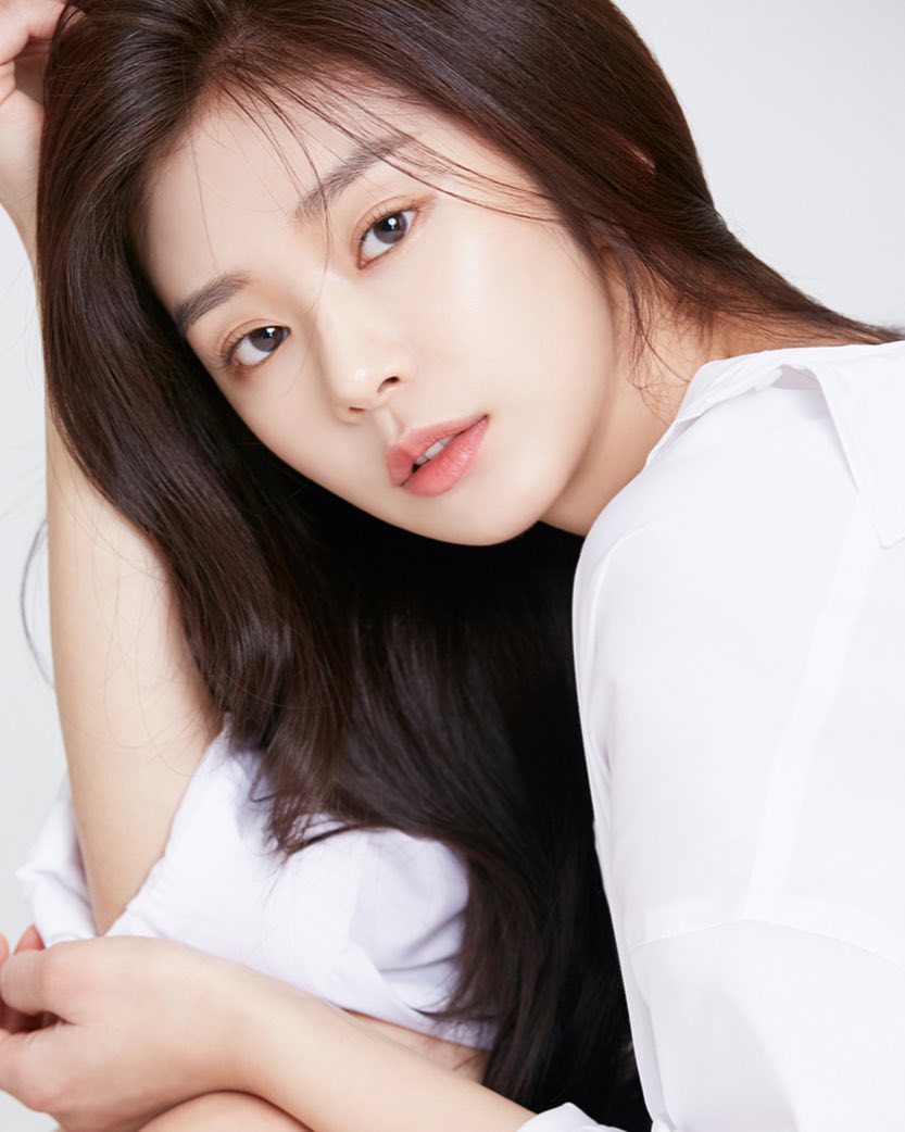 배우 이주빈 프로필 사진.jpg | 인스티즈