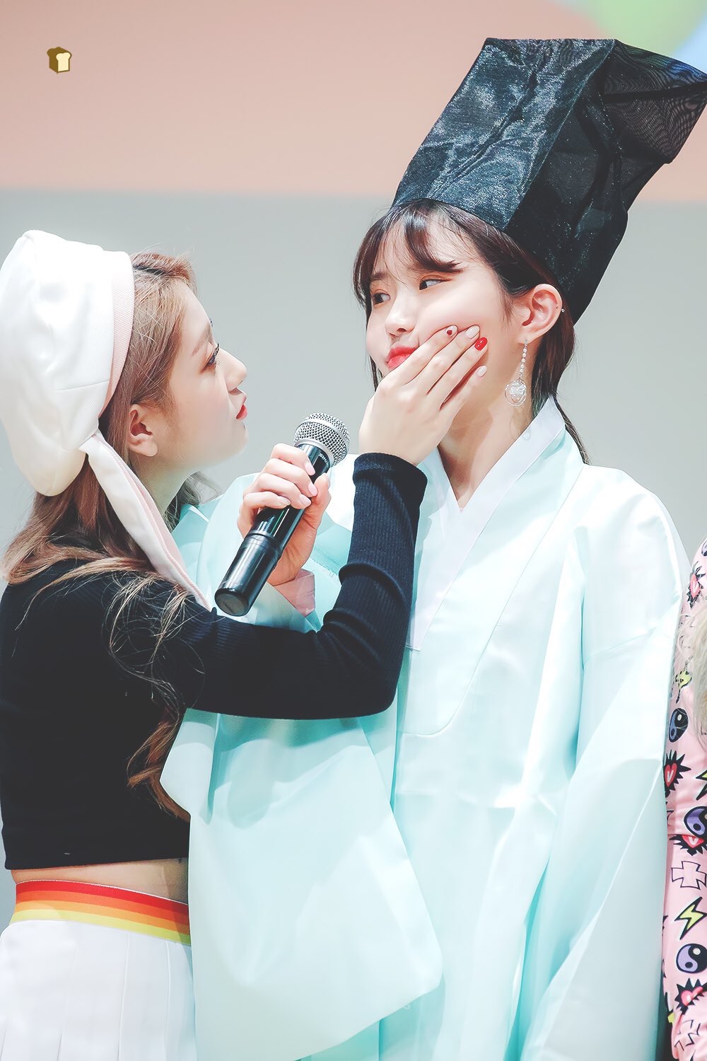 데뷔 300일기념 프로미스나인 송하영 | 인스티즈