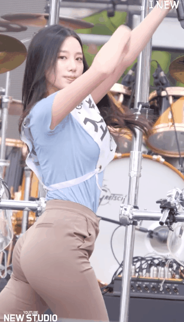 리허설하는 조현 | 인스티즈