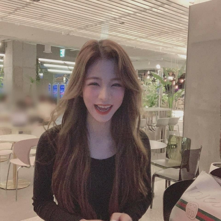 이목구비가 참 시원시원한 이채영.jpgif | 인스티즈