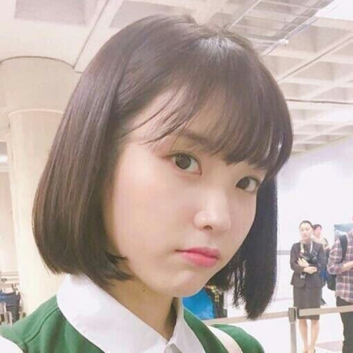 아이유 무대뒤 여친짤 대방출.jpg | 인스티즈