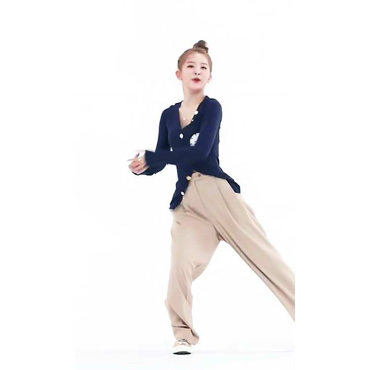 빨간 의상이 잘 어울리는 레드벨벳 슬기.jpgif | 인스티즈