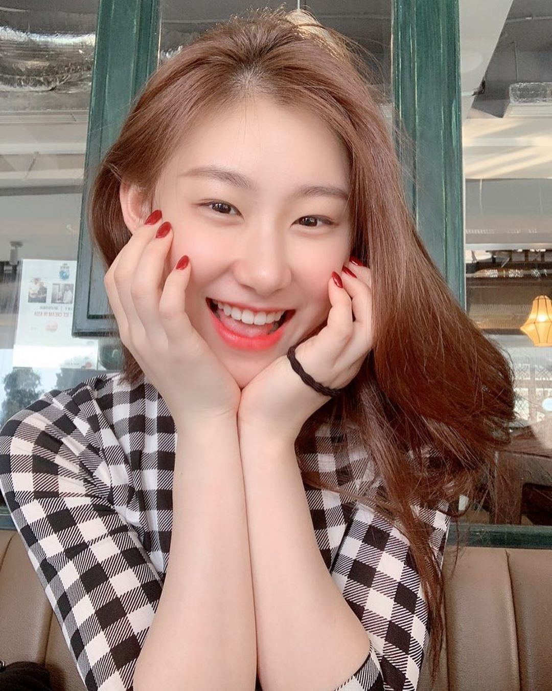 오늘 인스타 폭풍업뎃한 ITZY 채령이.jpg | 인스티즈