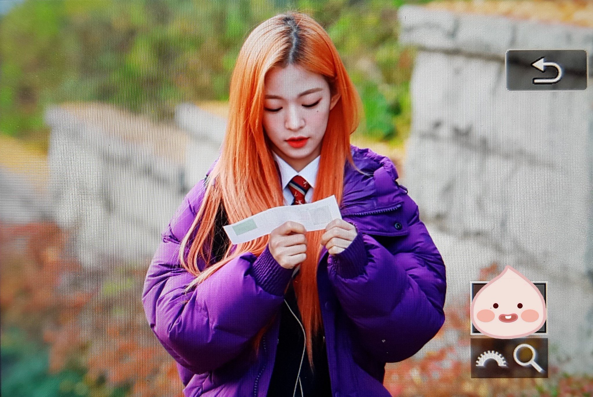 오늘수능보는 채영이 응원간 새롬 규리 프리뷰 | 인스티즈