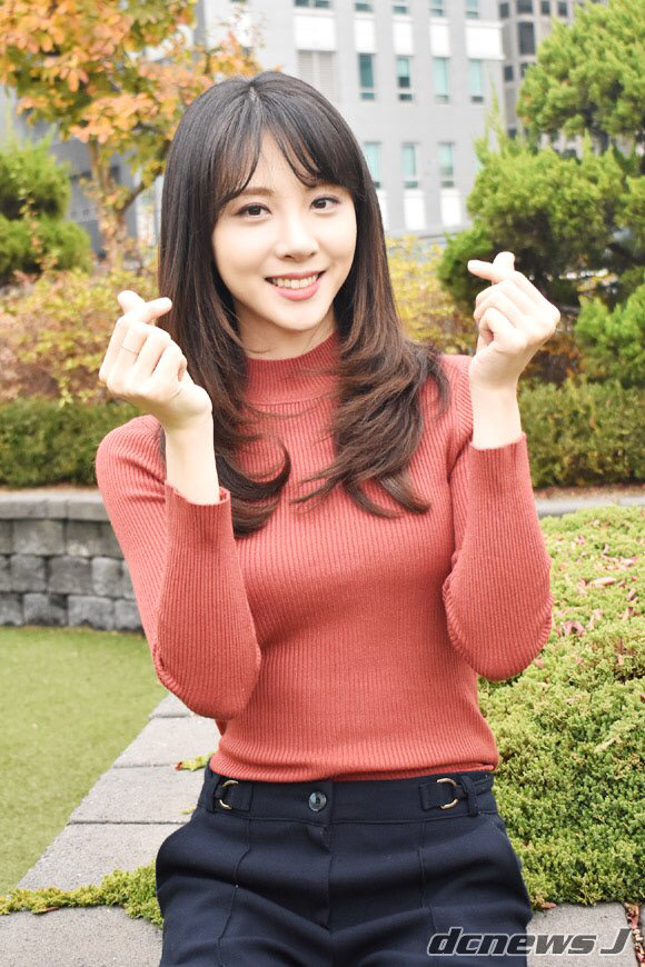요즘 핫한 김민아 기상캐스터 겸 아나운서가 좋아하는 남자 | 인스티즈