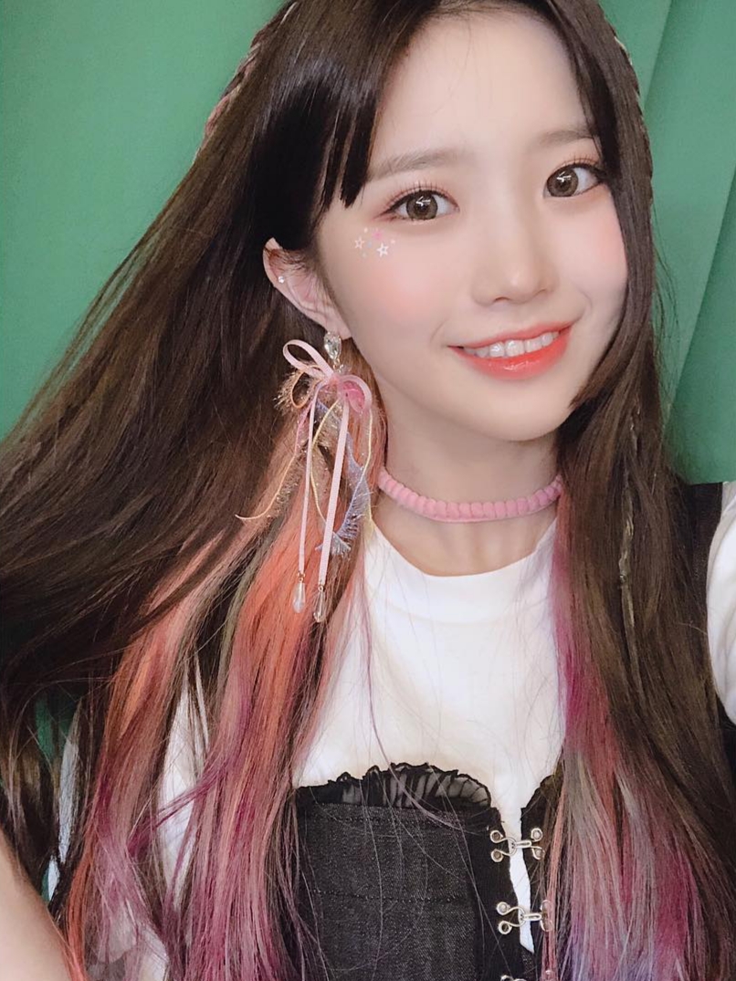 프로미스나인 가짜막내 송하영 | 인스티즈