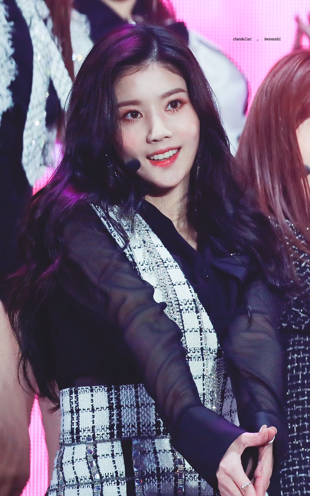 [아이즈원] 12월의 첫 업로드라서 권은비 | 인스티즈