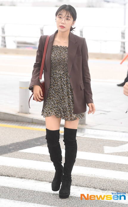 에이핑크 정은지 공항에서 기사사진.jpg | 인스티즈