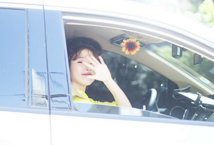 아이유를 대하는 트와이스 친구들.jpgif | 인스티즈