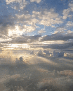 비행기에서 찍은 하늘.gif | 인스티즈