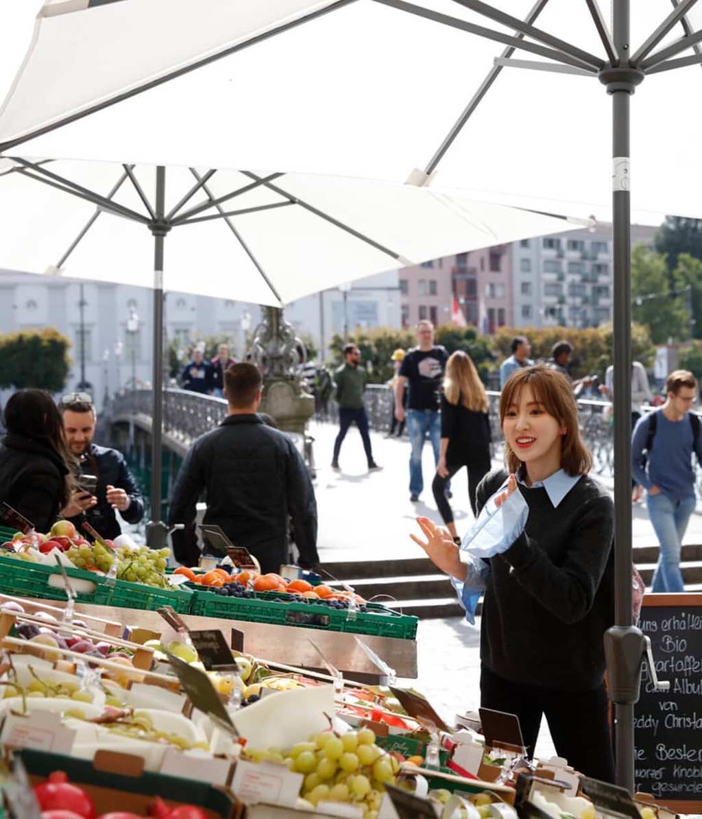 스위스 여행 중 레드벨벳 멤버들 중 제일 행복해 보이는 웬디.jpg | 인스티즈