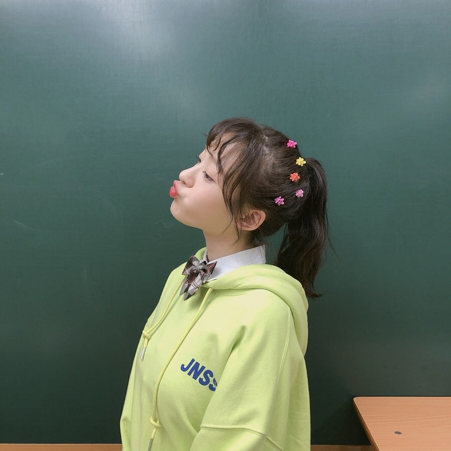 오늘자 에이프릴 이진솔 인스타 | 인스티즈