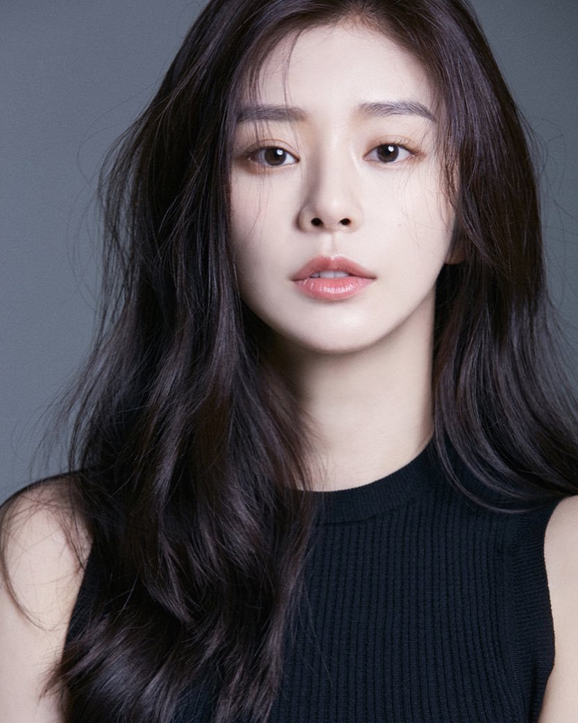 배우 이주빈 프로필 사진.jpg | 인스티즈