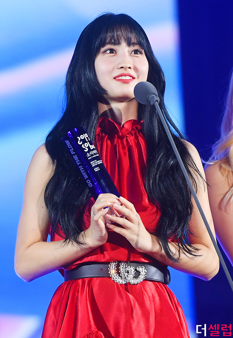 소리바다 어워즈에 참석한 트와이스 멤버들.jpg | 인스티즈