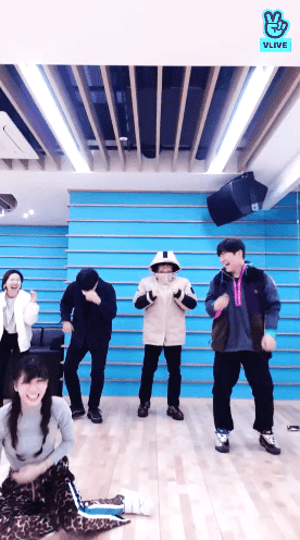 모모한테 춤 배우는 트와이스 매니저들 ㅋㅋㅋㅋㅋ | 인스티즈