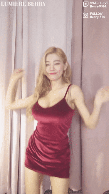 빛베리 모모랜드 커버댄스.gif | 인스티즈
